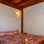 펜션 De France 4/6 Personnes B La Fage-Saint-Julien